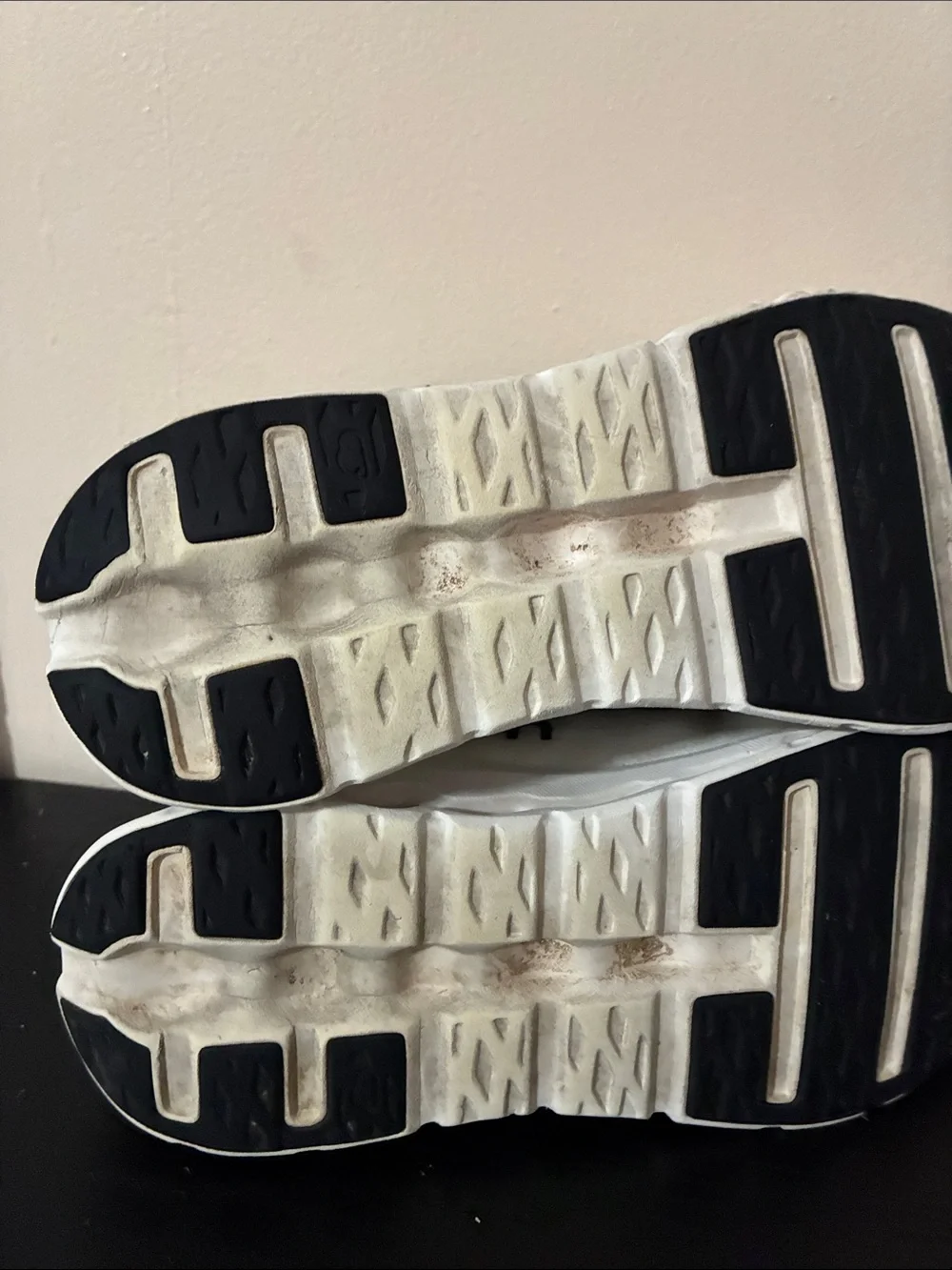 On Cloudtilt sneakers in the black and ivory colorway Mens Size 13M